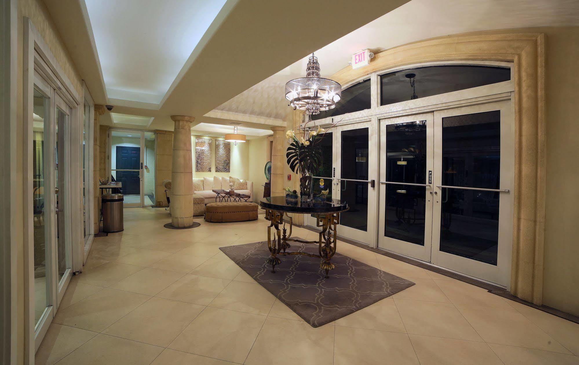 The Sea Lord Hotel & Suites (Adults Only) Lauderdale-by-the-Sea Екстериор снимка