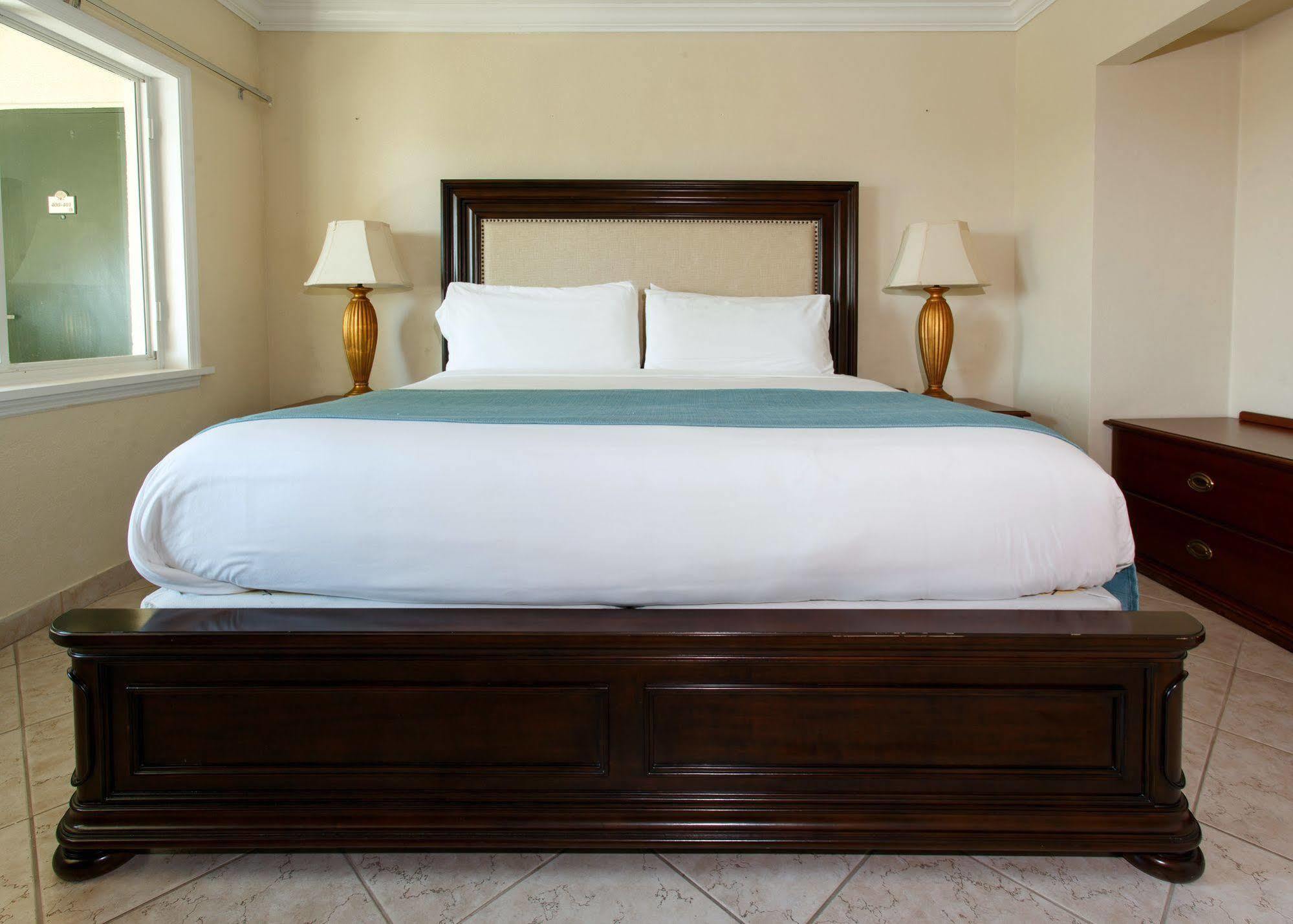 The Sea Lord Hotel & Suites (Adults Only) Lauderdale-by-the-Sea Екстериор снимка