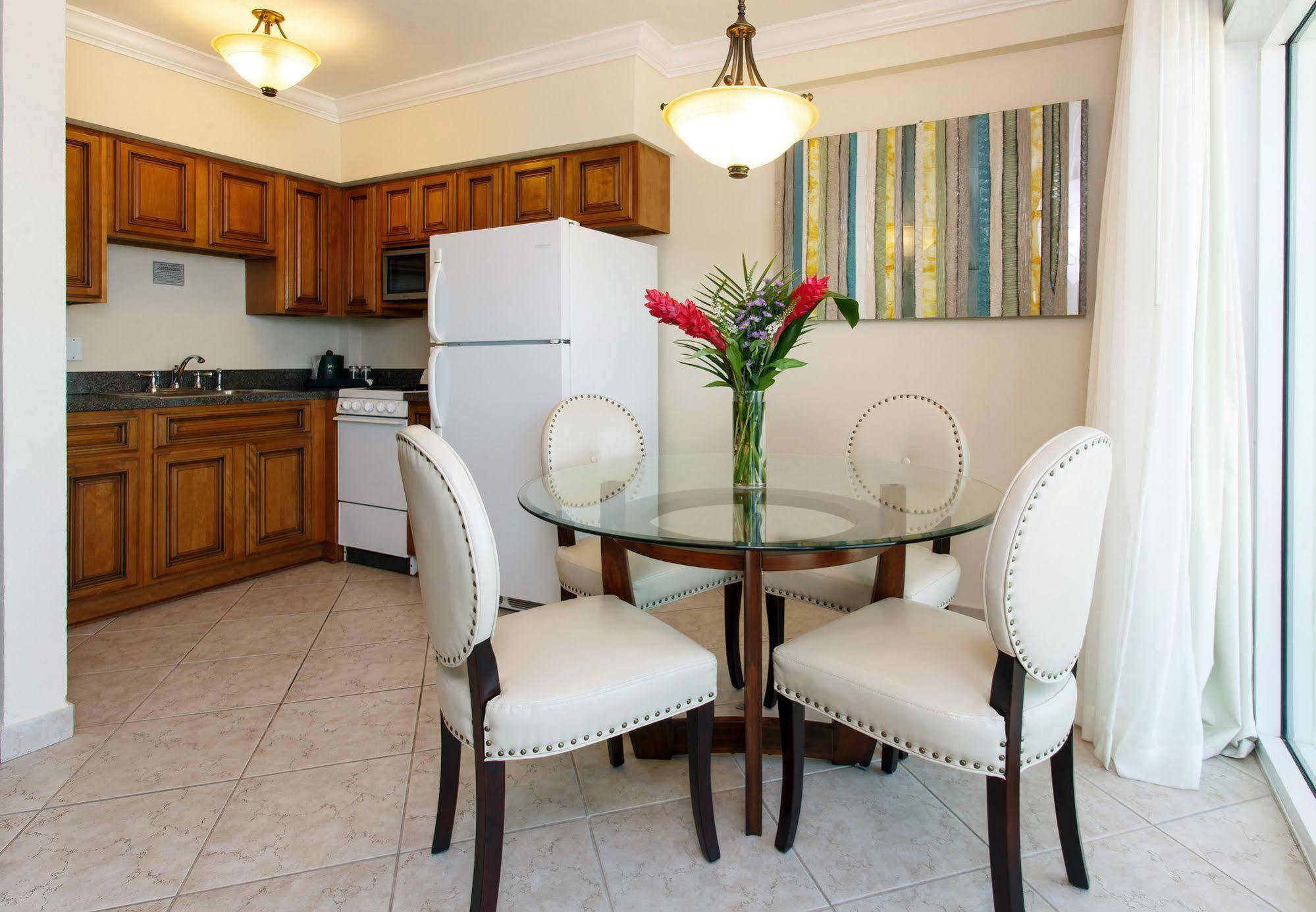 The Sea Lord Hotel & Suites (Adults Only) Lauderdale-by-the-Sea Екстериор снимка