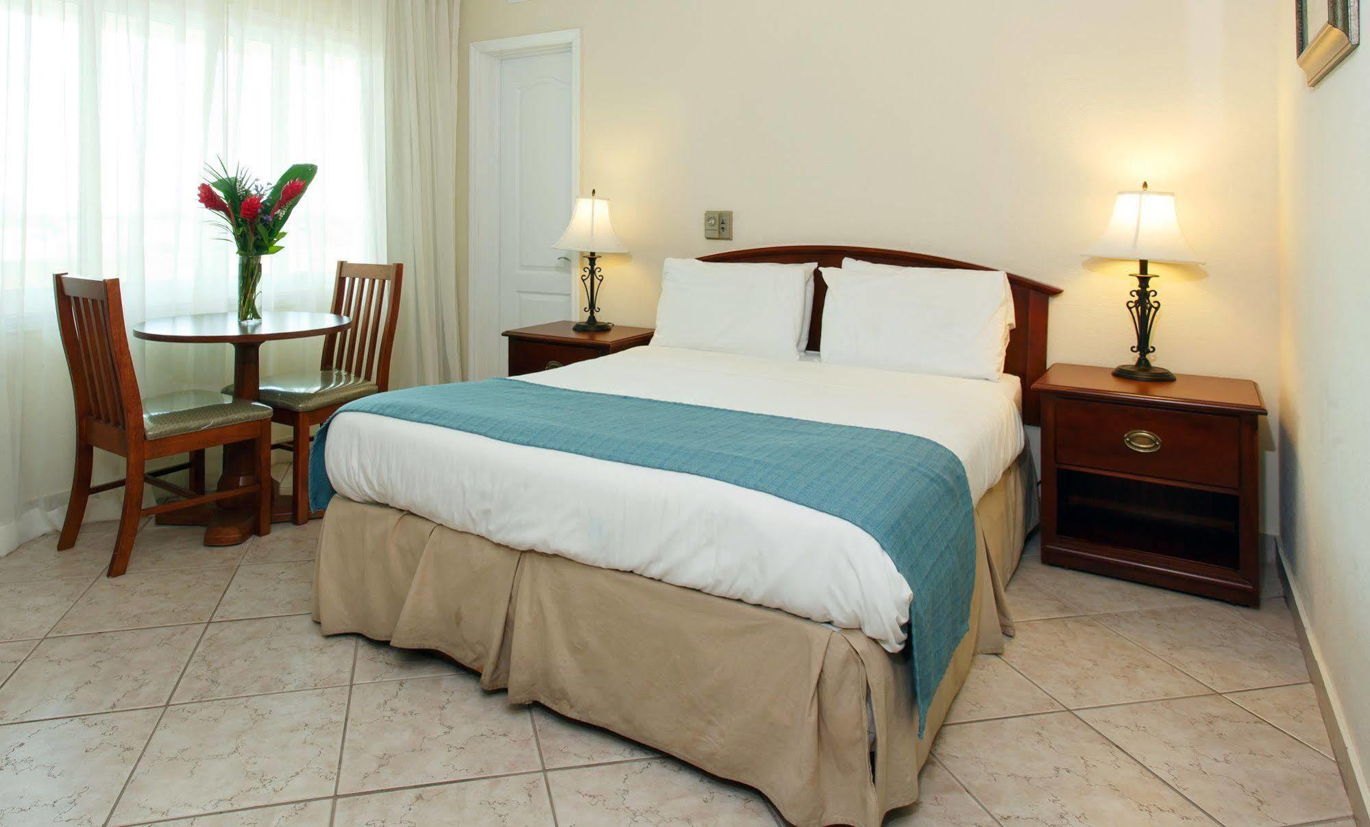 The Sea Lord Hotel & Suites (Adults Only) Lauderdale-by-the-Sea Екстериор снимка