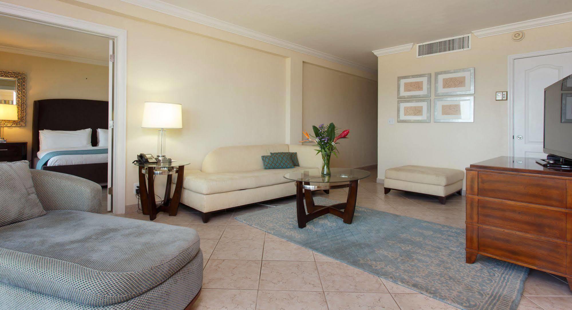 The Sea Lord Hotel & Suites (Adults Only) Lauderdale-by-the-Sea Екстериор снимка